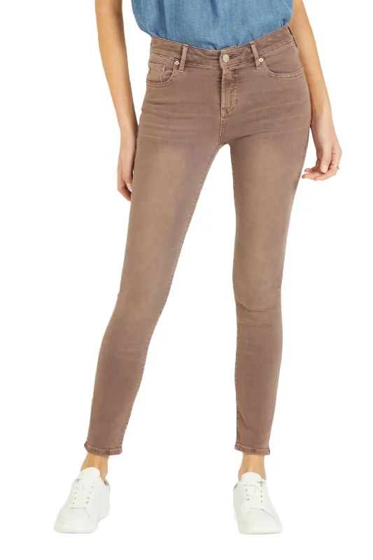 Women's Trendy Casual Outfit Gisele Skinny High Rise Jean In Root Beer