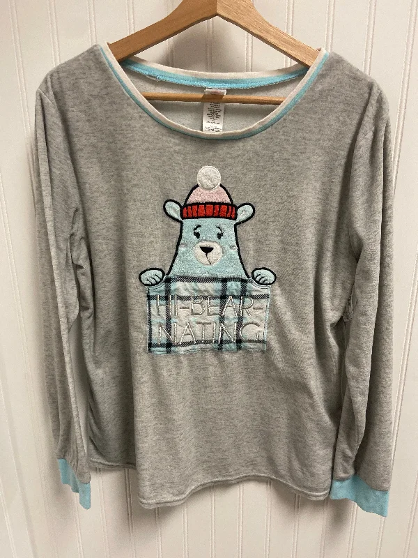 Sweater By Holiday Time In Grey, Size: M