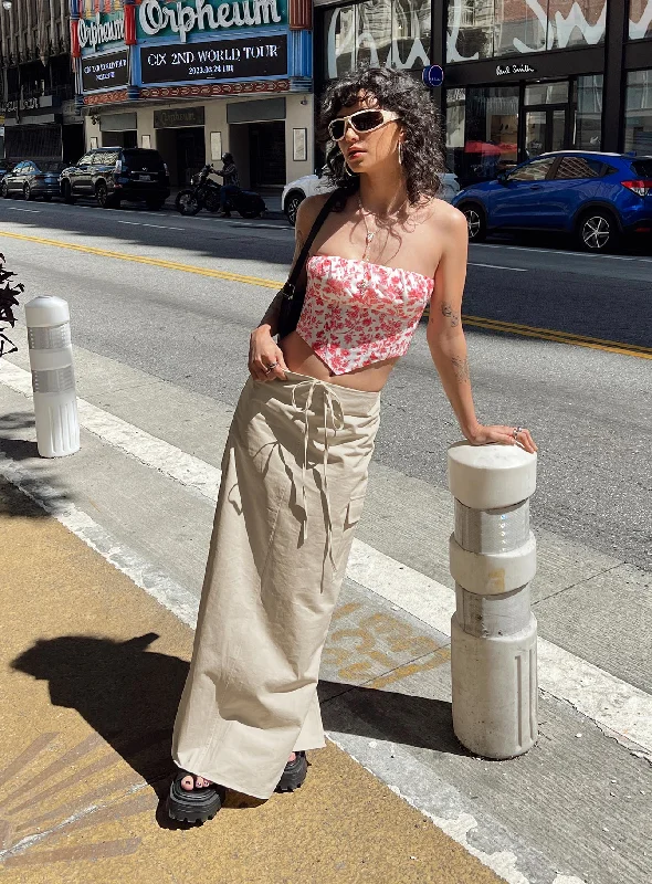 Women's Activewear Outfit Giddings Cargo Maxi Skirt Beige
