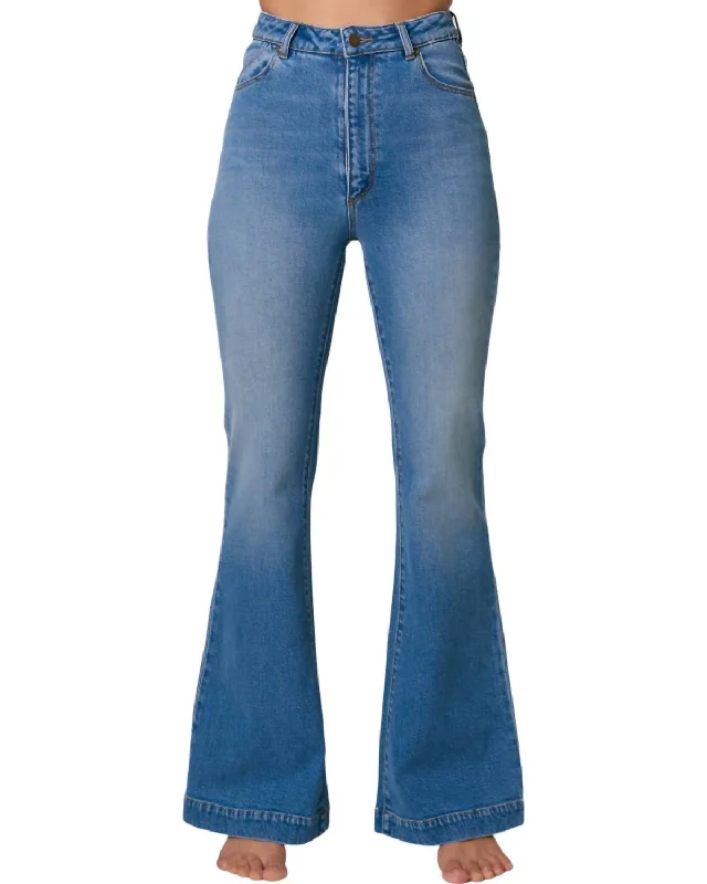 Women's Urban Clothing Kate Eastcoast Flare Jeans In Mid Vintage Blue