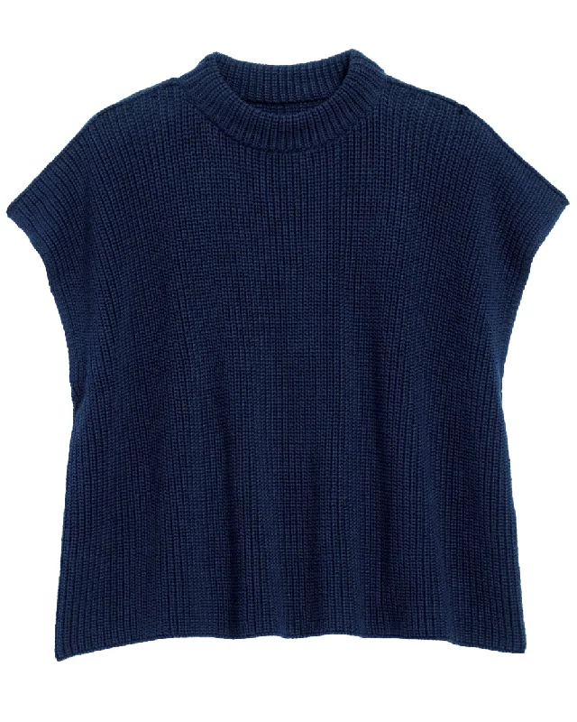 Chic Women's Outfit Ideas Marine Montecito Vest