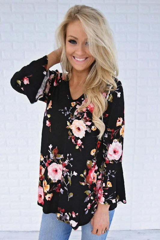 Timeless Elegance Redefined Southern Belle Floral Top in Black