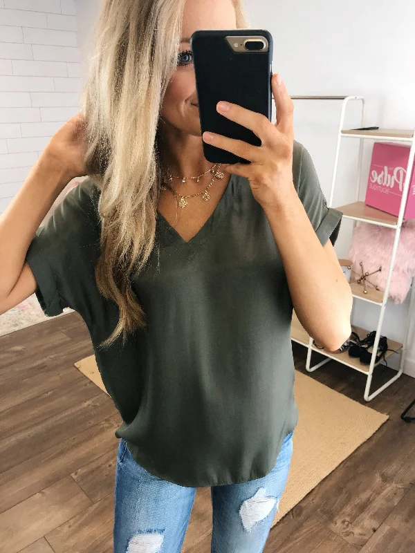 Avant-Garde Style Promotions Basic Beauty V-Neck Short Sleeve Top- Olive