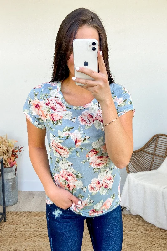 Flirty Fashion Discounts Short Sleeve Floral Pocket Top- Blue