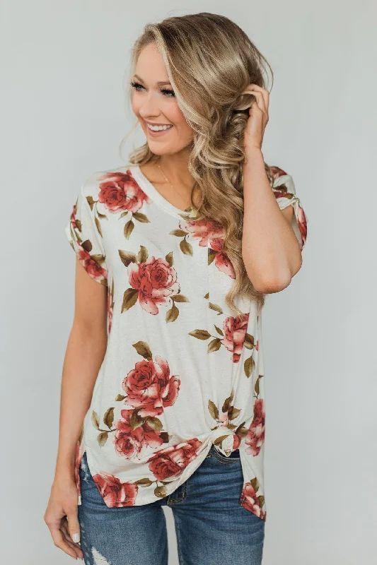 Trend Leading Collection Spring Romance Floral V-Neck Pocket Top- Vanilla