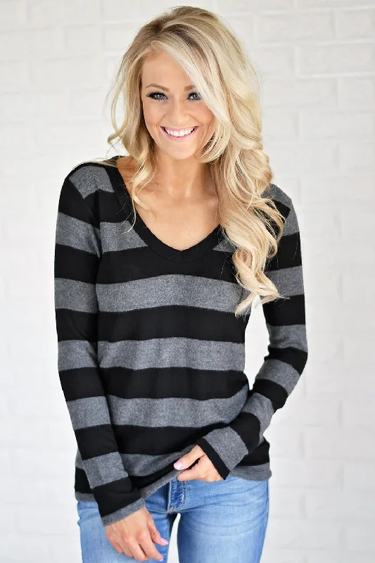 Summer Fashion Take Chances Striped Top ~ Black & Grey