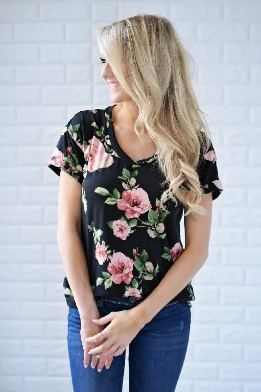 Refresh Your Wardrobe For Less This Weekend Romantic in Roses Floral Top