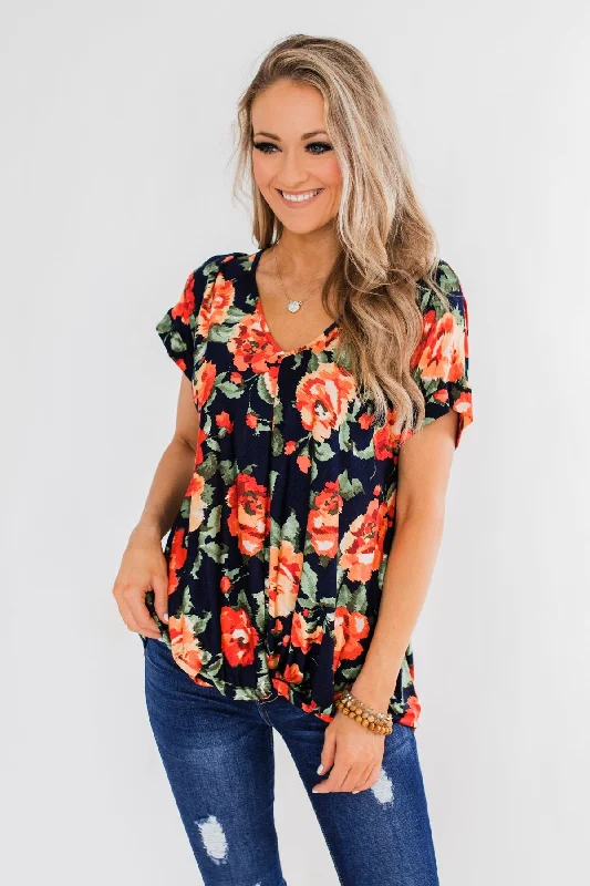 Season Sale Flirty & Thriving Short Sleeve Floral Top- Deep Navy