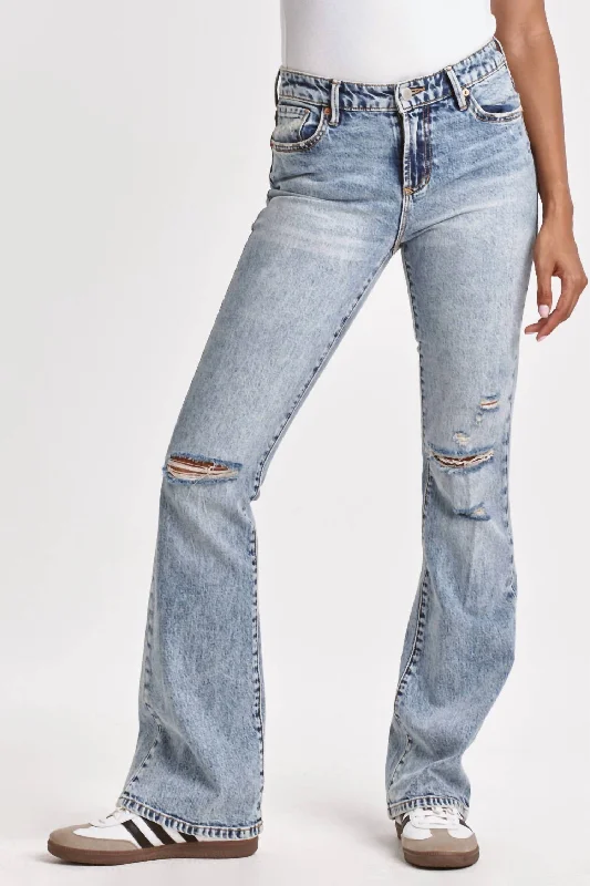 Jaxtyn High Rise Bootcut Jean In Lena