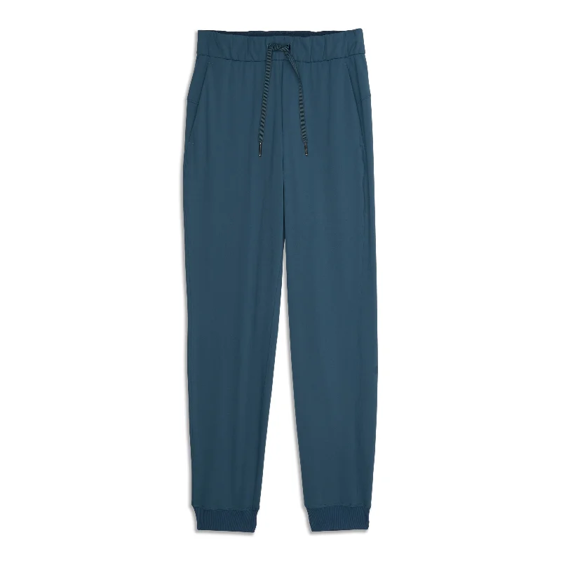 Stylish And Comfortable Clothing For Women On The Fly Jogger - Resale
