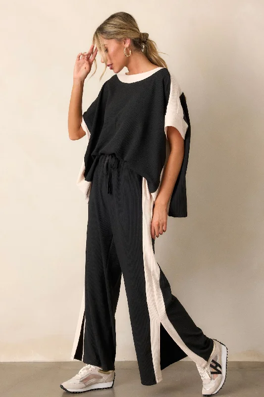 Women's Vintage Clothes See The End Black & Ivory Ribbed Pants