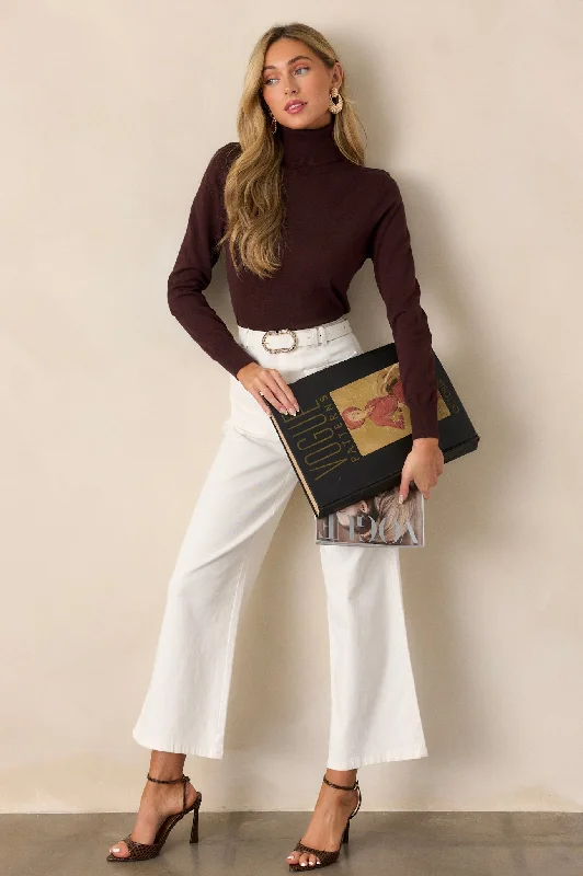 Women's Functional Apparel For Outdoor Activities Sleek Silhouette Ivory Wide Leg Jeans